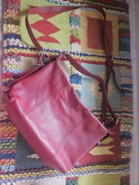 Heshe Red Pebbled Leather Shoulder/Crossbody Bag